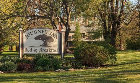 hotels near hyde park ny with complimentary breakfast